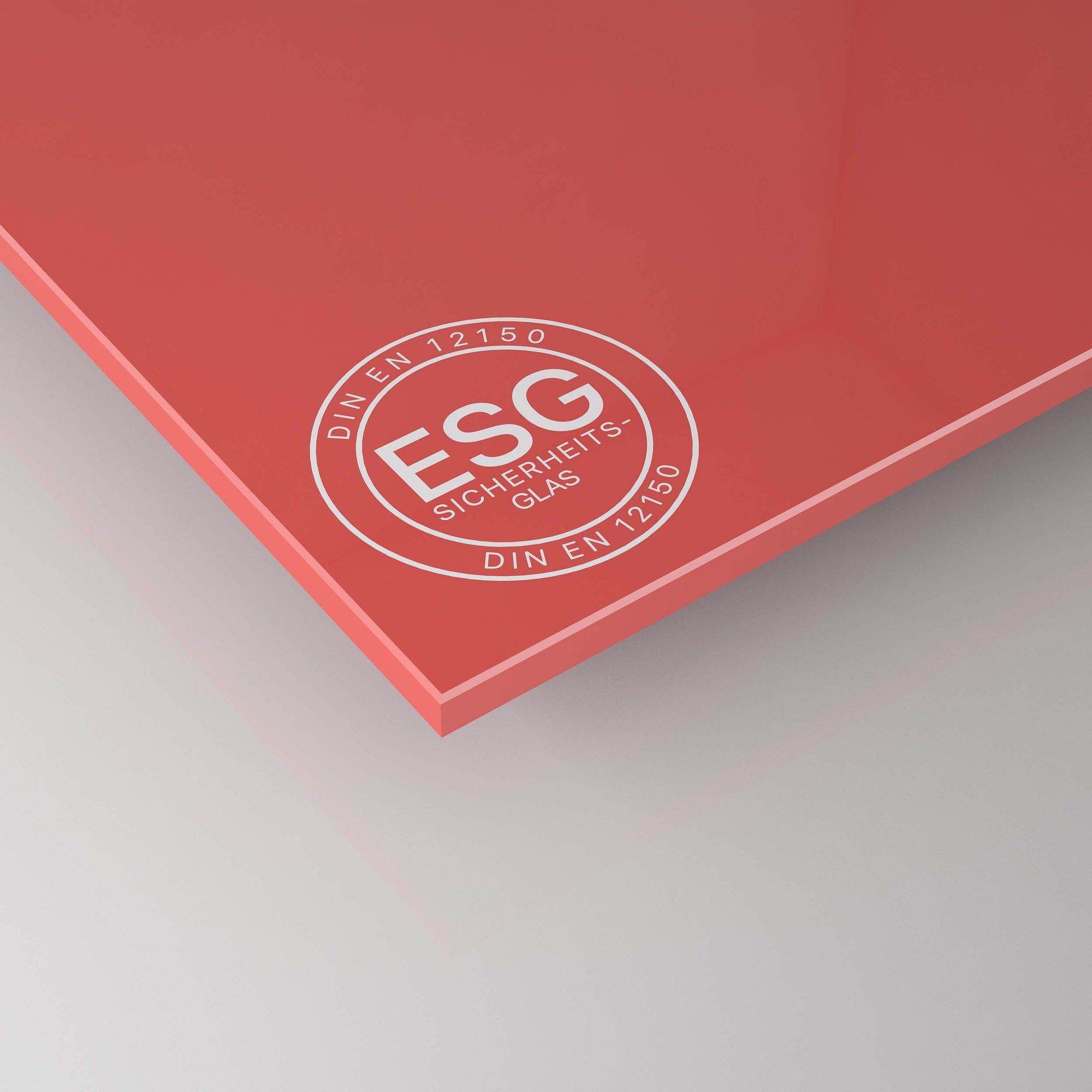 ESG-Sicherheitsglasplatte, rot lackiert und satiniert, mit Prüfplakette am Rand