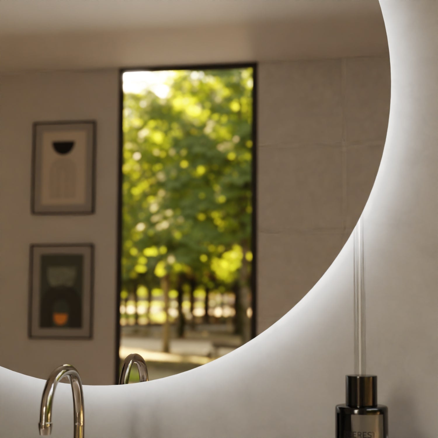 Runder Spiegel Stuttgart mit Hintergrundbeleuchtung