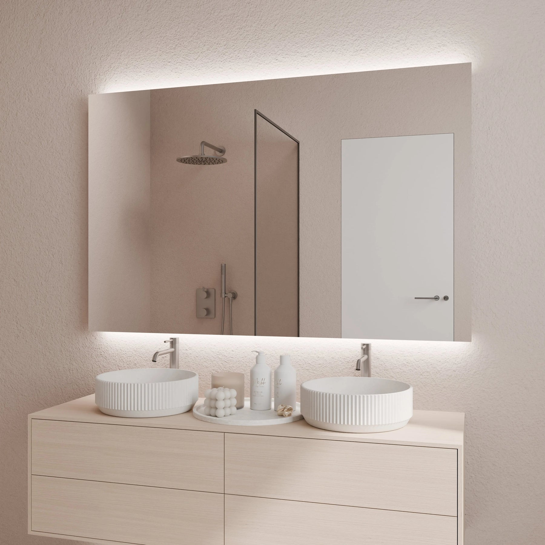 LED-Badspiegel Alya, breit rechteckig, Spiegel mit integrierter LED-Beleuchtung