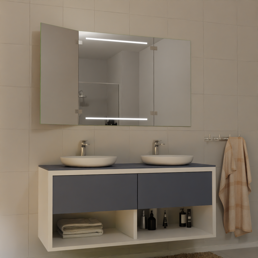 Klappspiegel mit LED-Lichtleiste, rechteckig, an der Wand montiert