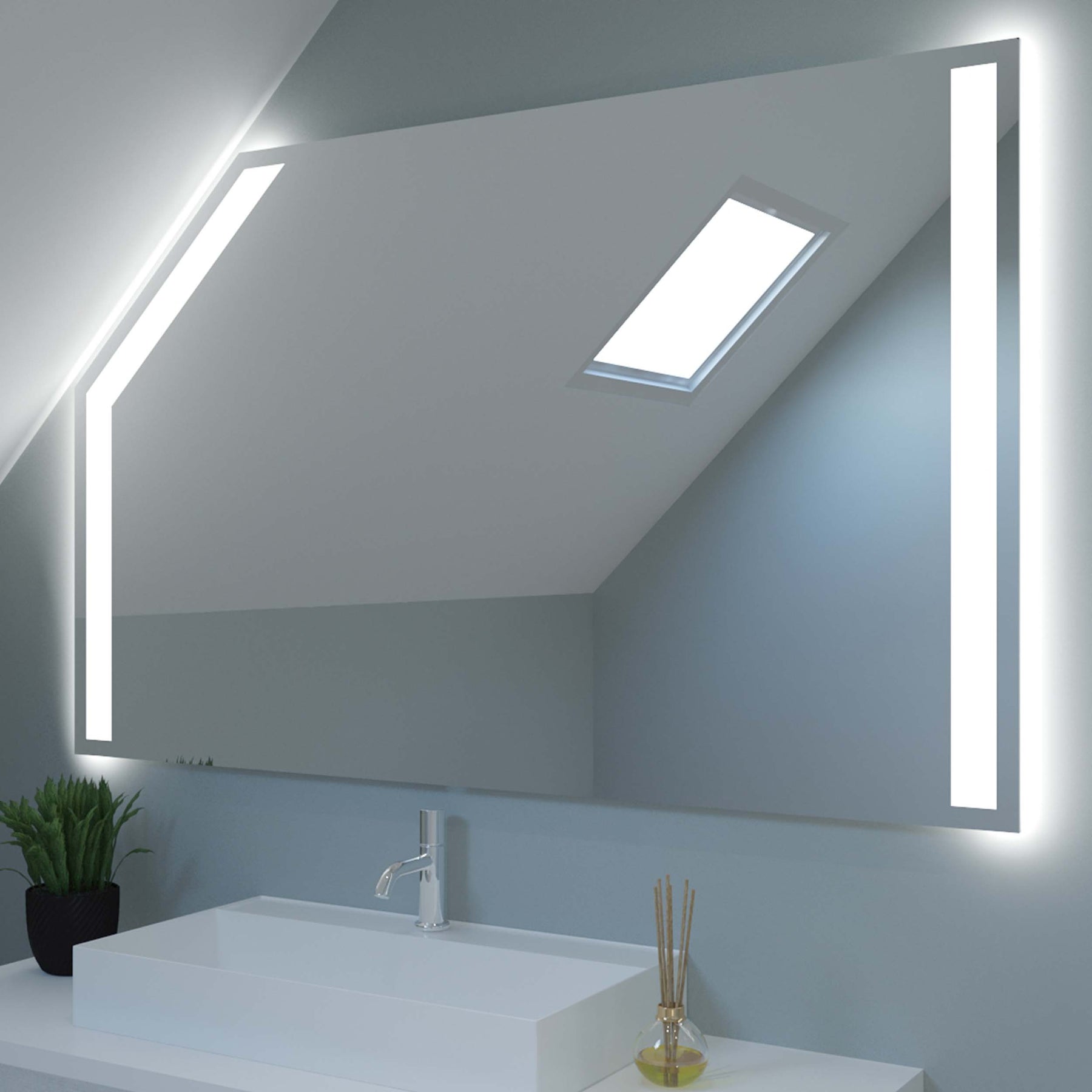 Spiegel für Dachschräge mit LED-Leuchtrahmen, rechteckig, über weißem Waschtisch