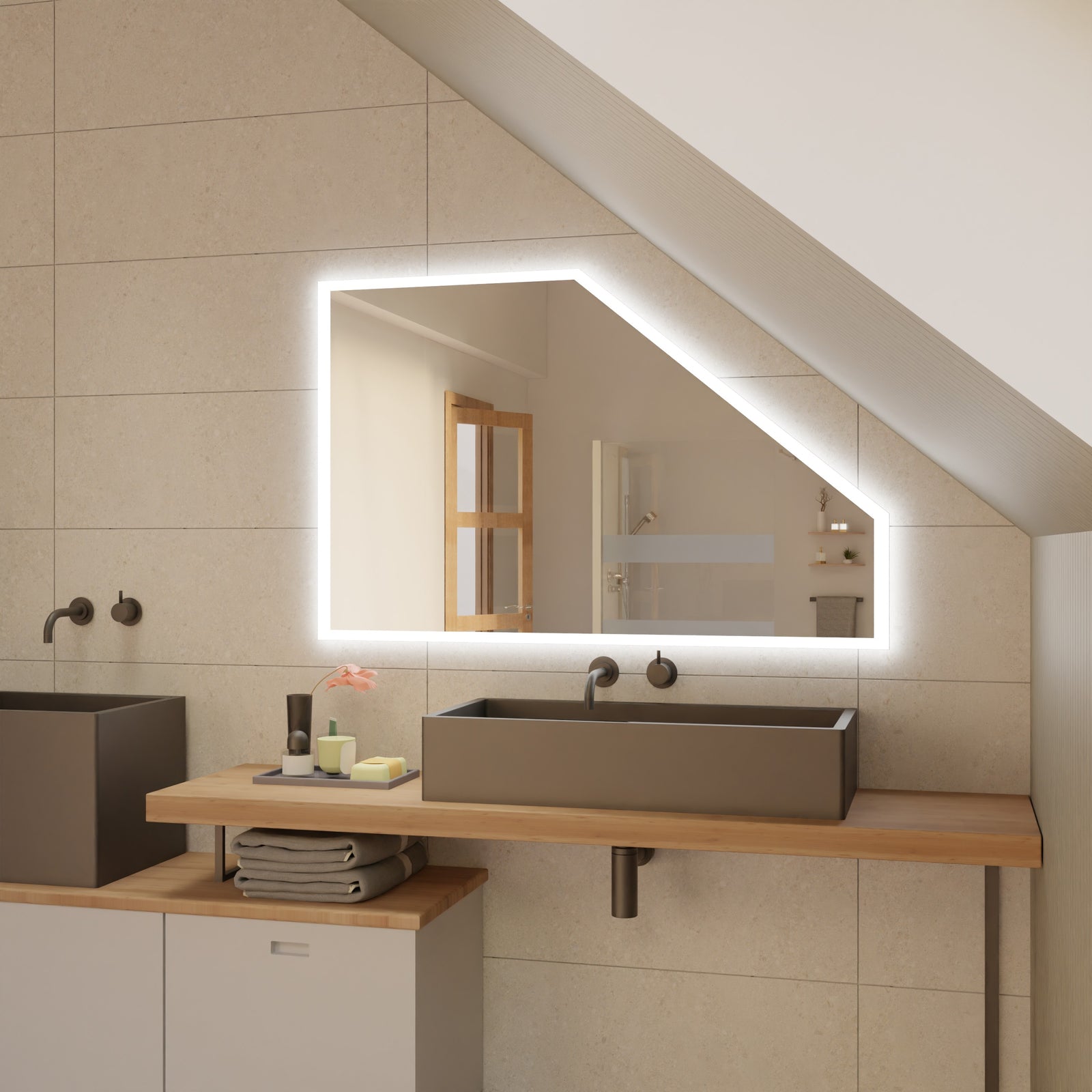 LED-Spiegel für Dachschräge mit Lichtrahmen, zeigt Waschbecken und Armaturen von vorn