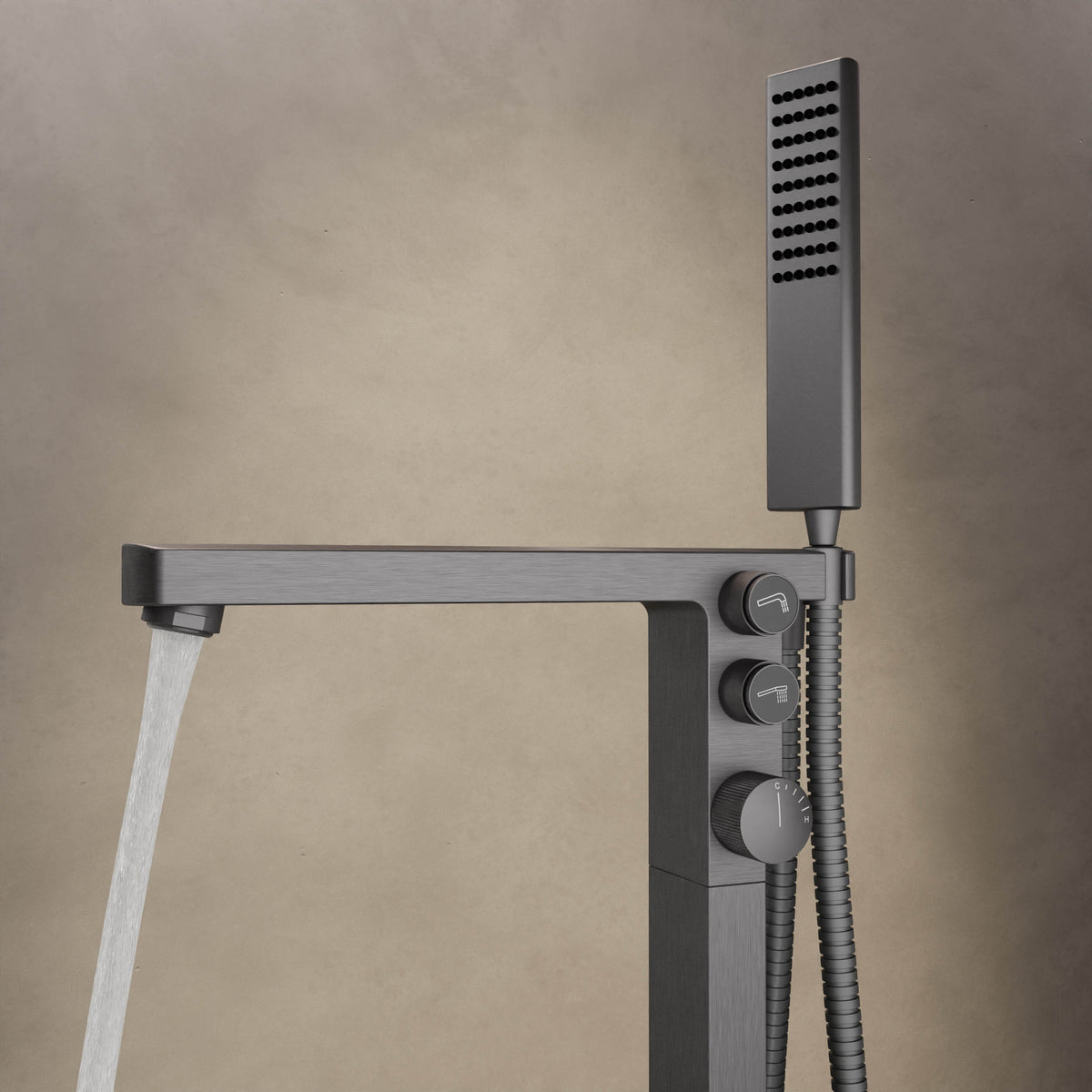 Freistehender Wannenmischer mit ABS-Handbrause – 95 cm – Galerieansicht 9