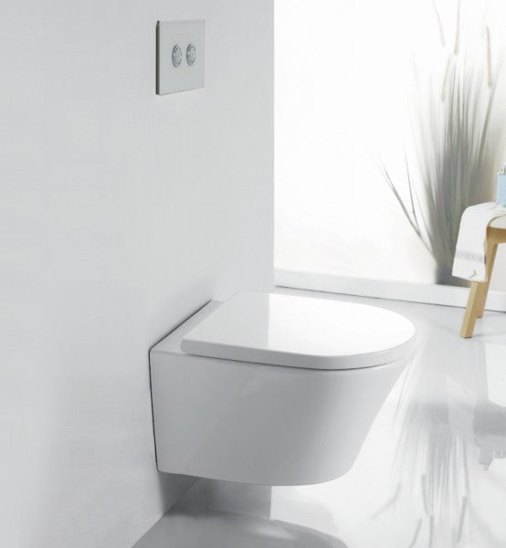 Spülrandloses Wand-WC aus weißer Keramik mit geschlossenem Sitz und ovaler Form